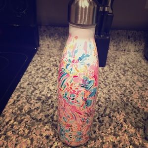 Lilly Pulitzer for Starbucks S’well bottle